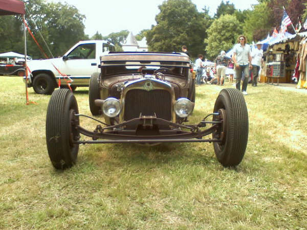 http://img46.xooimage.com/files/1/d/a/070509134907-109bf7d.jpg